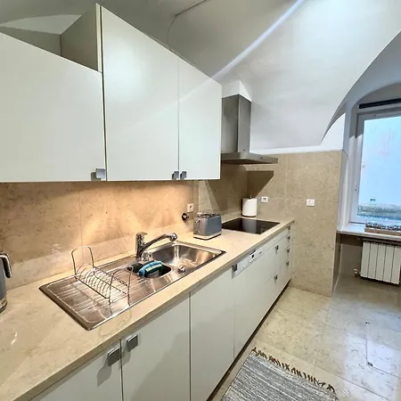 Estacao Santa Apolonia Habitación en casa particular